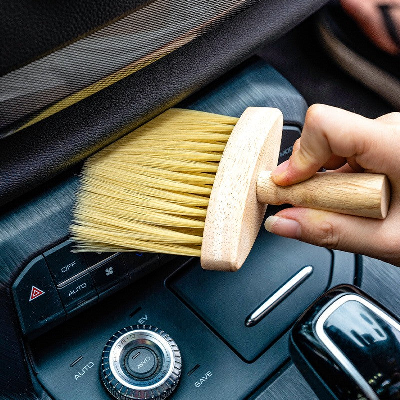 Car gap cleaning brush with rubber wood