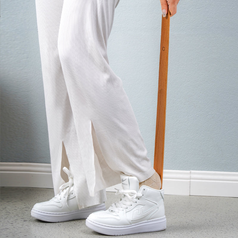 55CM Beech Wooden Magnetic Shoe Horn