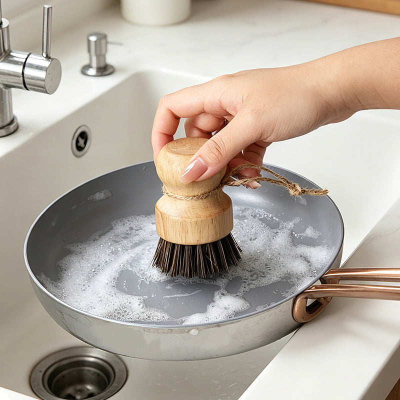 Black Coconut fibre bristle Pot brush