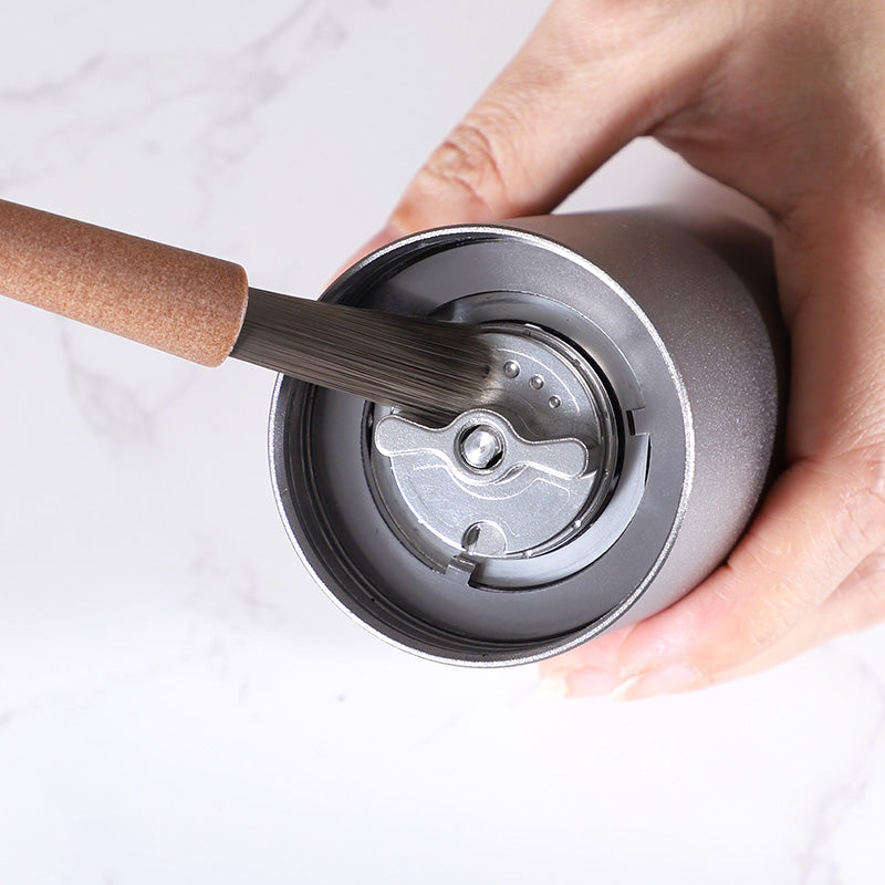 Small-sized mini cleaning brush