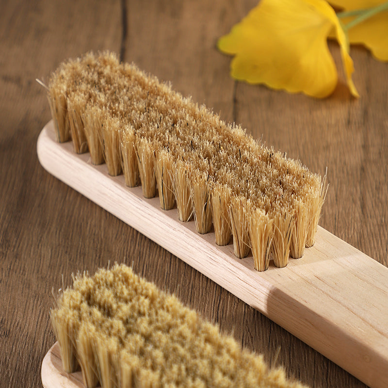 Pig hair long wooden handle shoe brush
