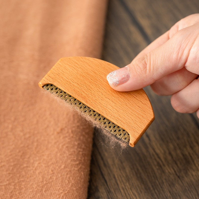 Mini clothing shaver Beech wood + polyester fabric