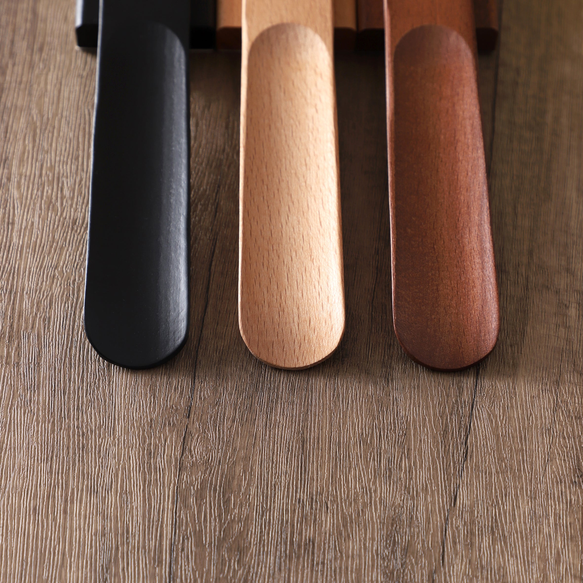 26CM Beech Wooden Magnetic Shoe Horn