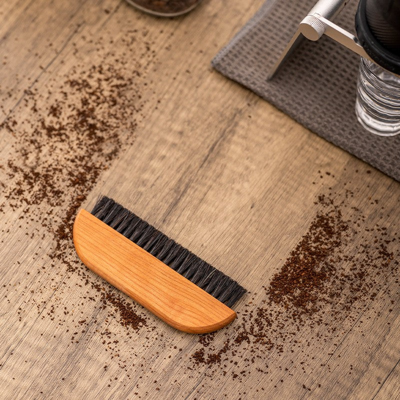 Coffee powder cleaning brush with Cherry Wood