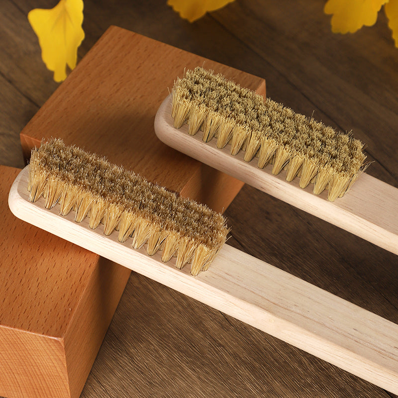 Pig hair long wooden handle shoe brush