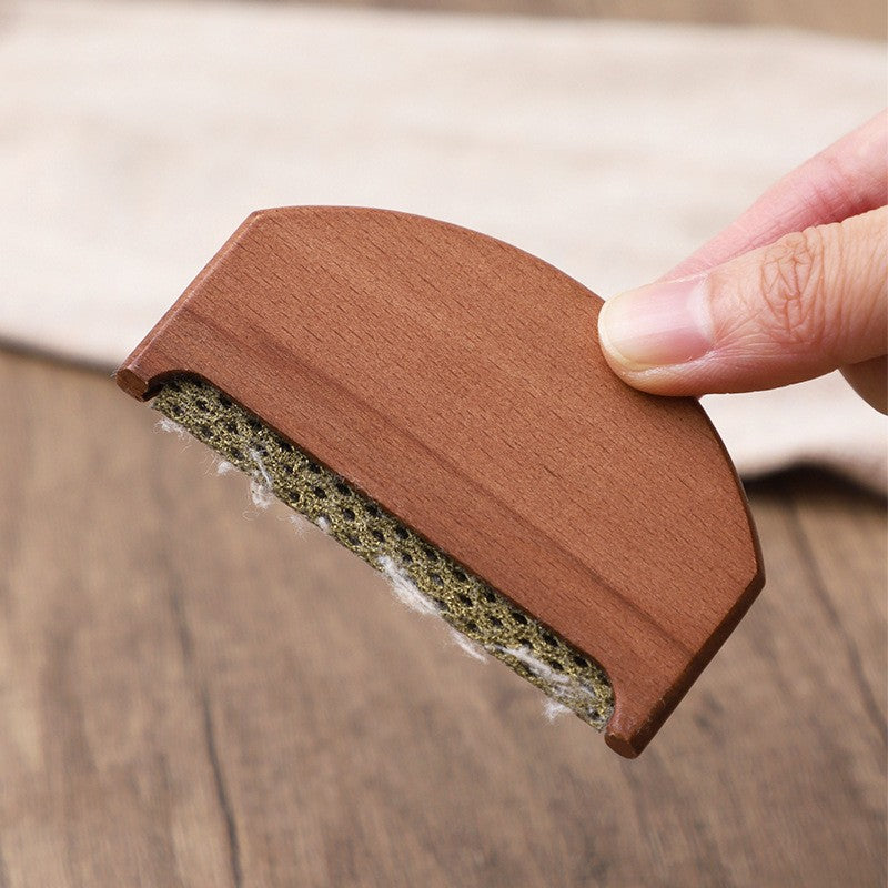 Mini clothing shaver Beech wood + polyester fabric