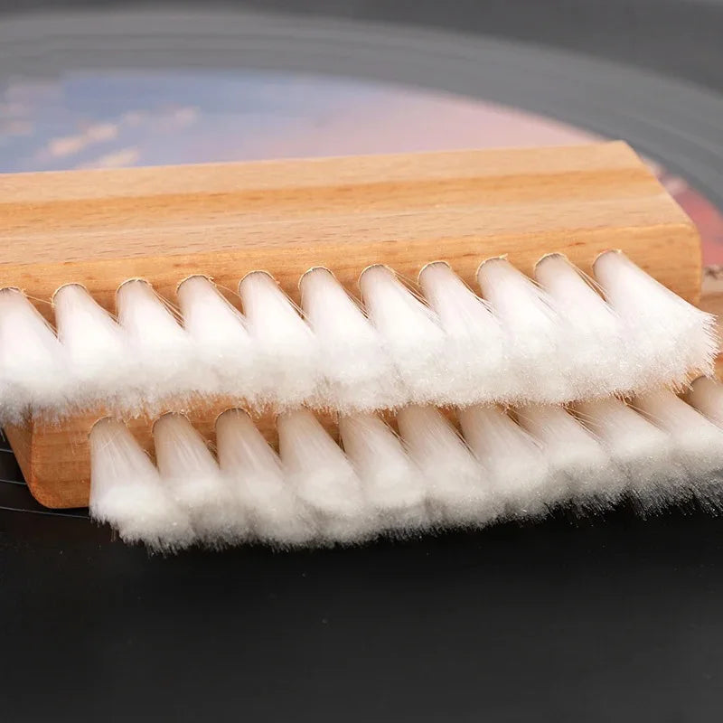 Vinyl Record Dust Cleaning Brush with Natural Beech Handle and Soft Bristle