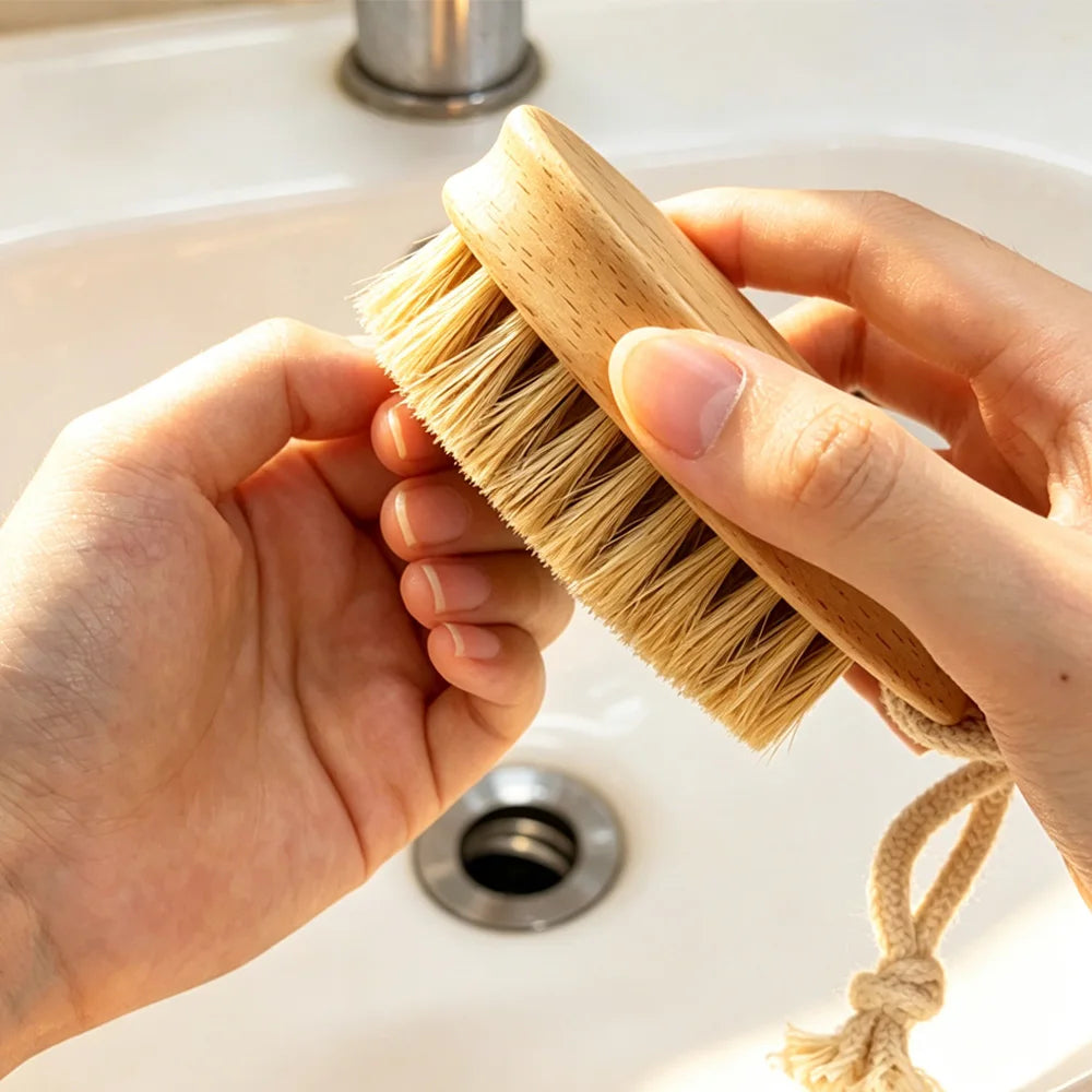 Pig Bristle Nail Cleaner with Beech Wood Handle